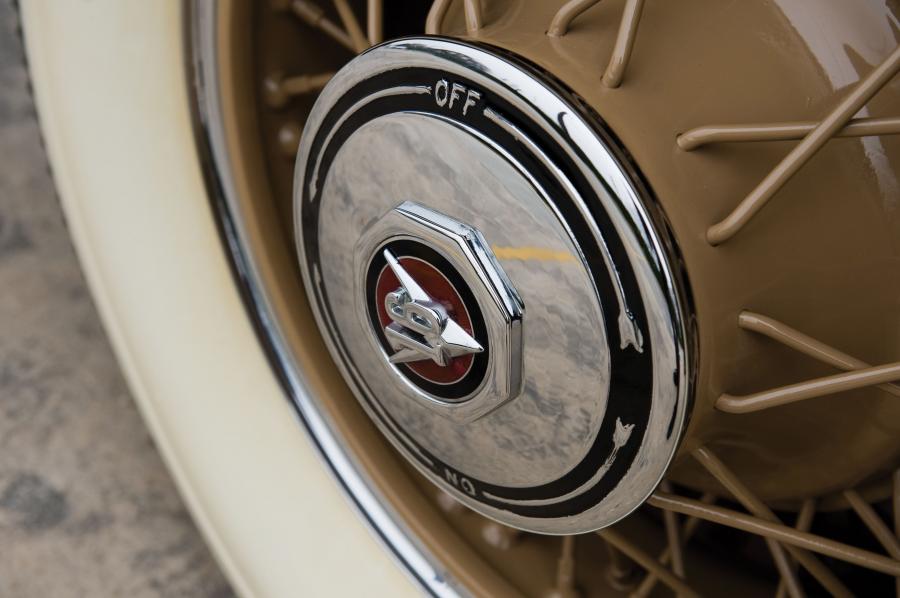  Cadillac V16 Roadster by Fleetwood 1931 года  (фото 6 из 12)